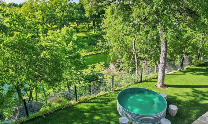 Wimberley House | Creekside Haven with Pool and Firepit