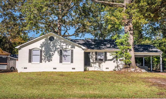 North Charleston House | Creola Charm - 3BR, 2BA with Hot Tub, Fire pit and Washer/Dryer