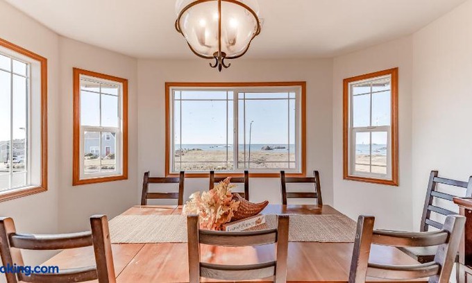 Crescent City House | Crescent City Beach House