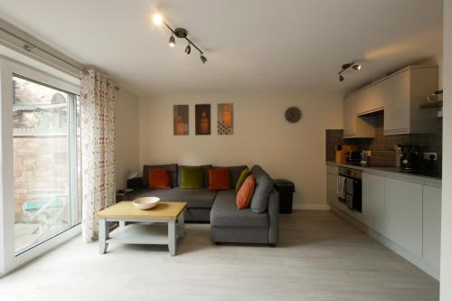 Crewe Apartment | Crewe Short Lets 8 Victoria Court, Crewe