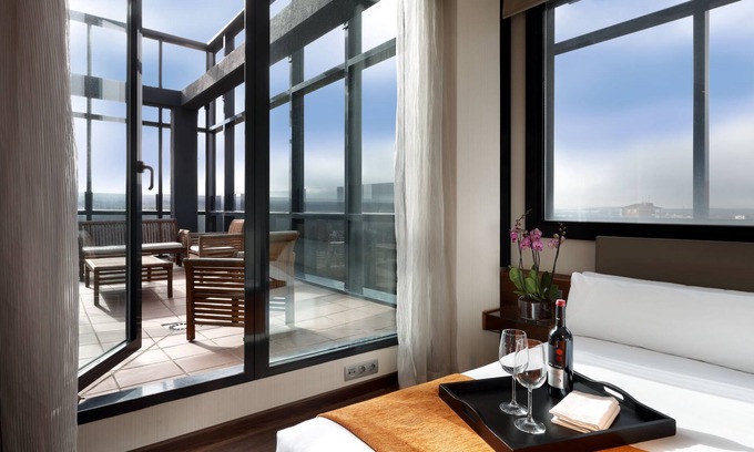 Burgos Hotel | Crisol Puerta de Burgos