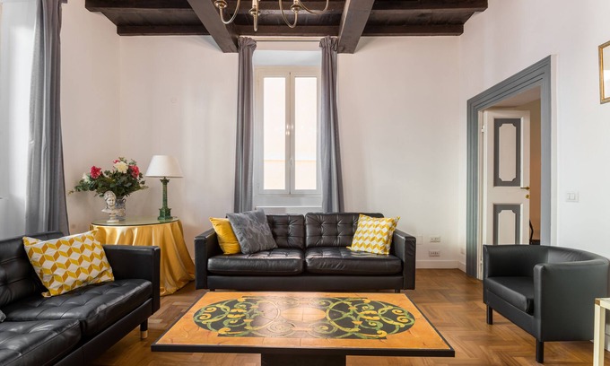 Rione IV Campo Marzio Apartment | Croce Palace unit 4 - 3 bedrooms - P.zza di Spagna