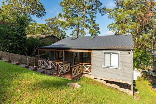Tarbuck Bay House | Crown Cottage