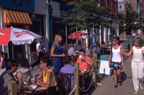 Downtown Hotel | Crowne Plaza Fredericton Lord Beaverbrook by IHG