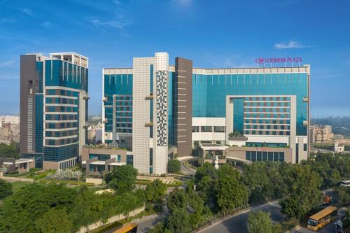 Greater Noida Hotel | Crowne Plaza Greater Noida by IHG