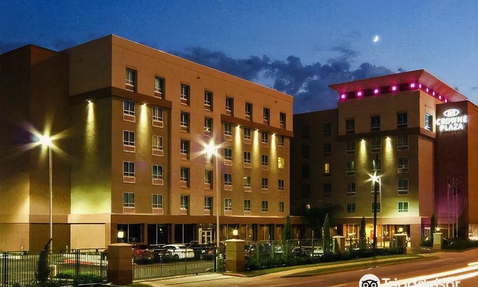 The Villages Hotel | Crowne Plaza Houston Galleria Area, an Ihg Hotel