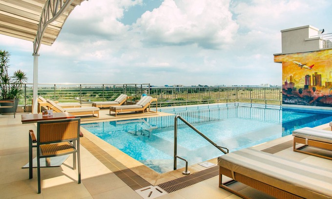 Embakasi Hotel | Crowne Plaza Nairobi Airport by IHG