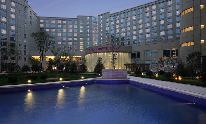 Dongli Hotel | Crowne Plaza Tianjin Binhai by IHG