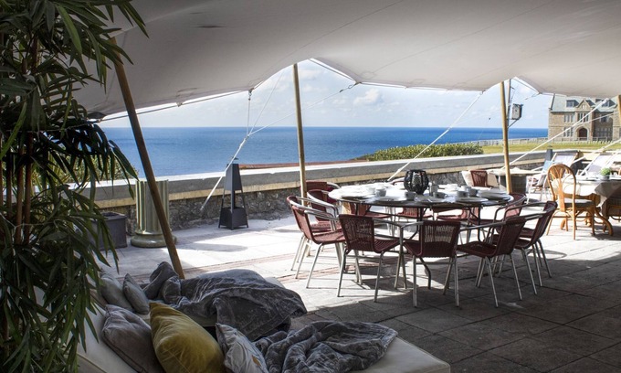 St Just House | Crowns, B&B - a hotel room that sleeps 2 guests in 1 bedroom