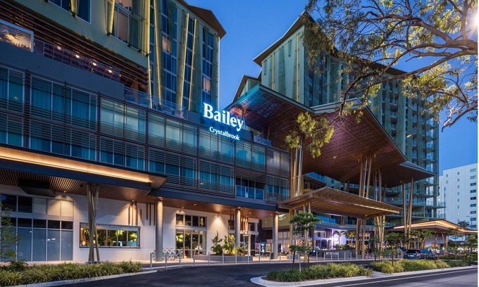 Cairns Central Business District Hotel | Crystalbrook Bailey