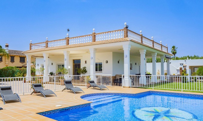Alhaurin el Grande Villa | Cubo's Villa San Jose. Ideal for children, climatized, pool, wifi