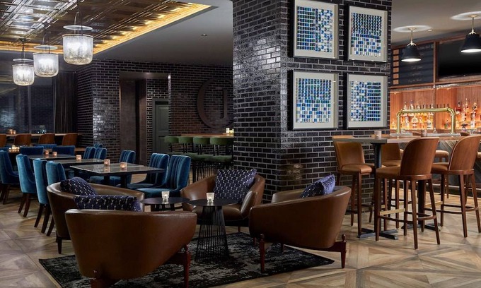 Fort Sanders Hotel | Cumberland House Knoxville, Tapestry Collection by Hilton