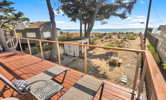 Stinson Beach House | Custom Beach Front Property
