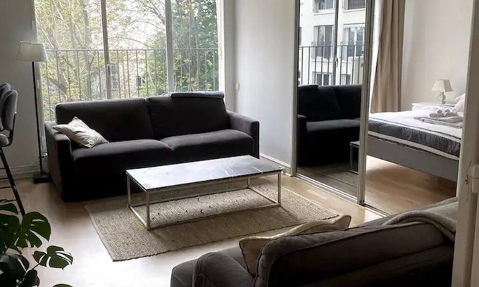 Villa Montmorency Apartment | Cute, Clean, Affordable Paris Flat (July Rental)