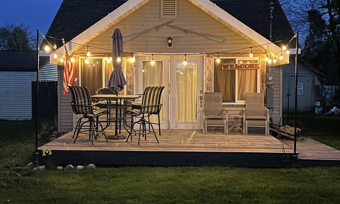 Houghton Lake Heights Cabin | Cute, Cozy, Fun cabin for all to enjoy