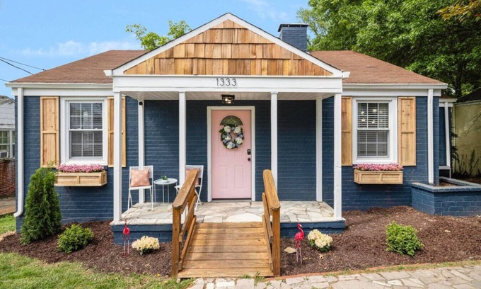 Kingsport House | Cute & Cozy Kingsport Home - 3 Bedroom - Close to Hospitals, Eastman, Downtown