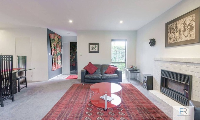 Kohimarama Apartment | Cute Home in Kohi near beach