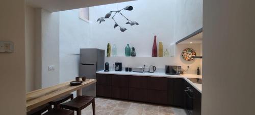 Caromb House | Cycle , Cook and Relax