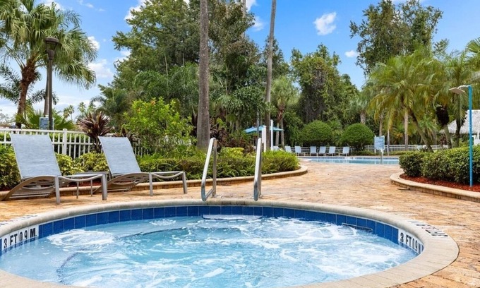 Kissimmee Resort | Cypress Palms Resort 2 Bedroom with HOT TUB/POOL!