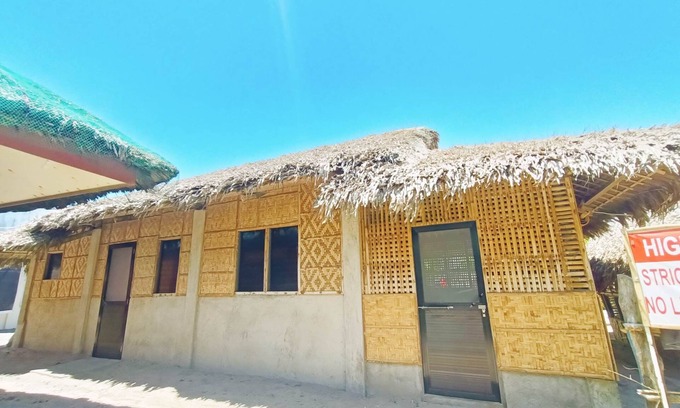 Gubat House | Dagat-Dagat-dagatan Beach CampnViajeros Booking Services Gubat