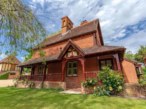 Waddesdon House | Dairy Cottage