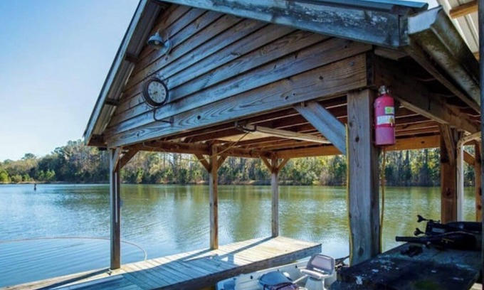 Valdosta Apartment | Daisy Hideaway