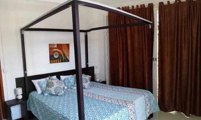 Pereybere House | Dalia villa valari with swimming pool