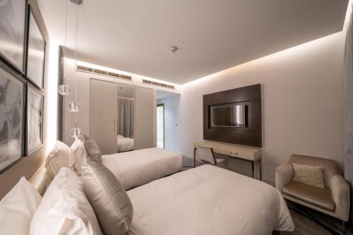 Al Olaya District Apartment | DAMAC Royal Two Bedroom Apartment Al Olaya