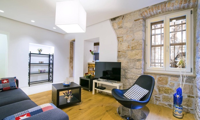 Rovinj Apartment | DANALU Two-Bedroom Apartment