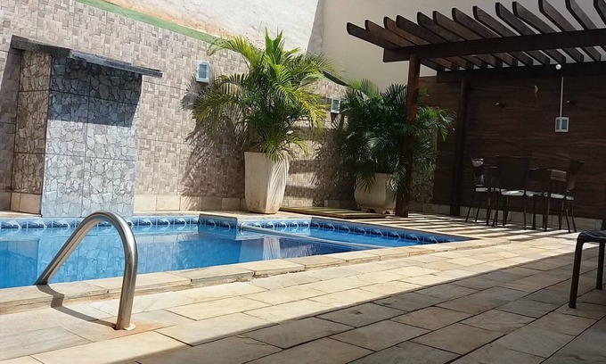 Olimpia House | DANIEL SEASON HOUSE- 3 minutes from the park, pool, air, Wi-Fi, billiards and TV.