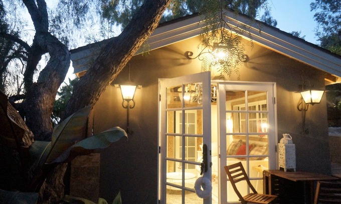 Los Angeles House | Darling Guesthouse in the Hills+ Private Patio