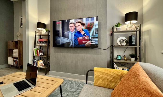 Cleethorpes Apartment | Daubney House MyShortLets