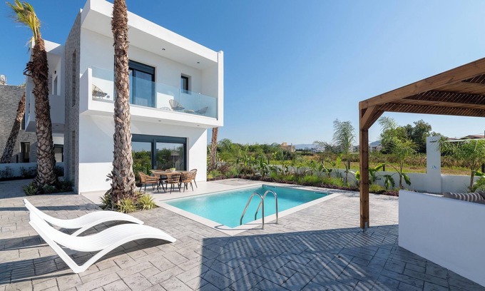 Petaloudes Villa | Davlakos Apartment Rea 1 | 1st Floor