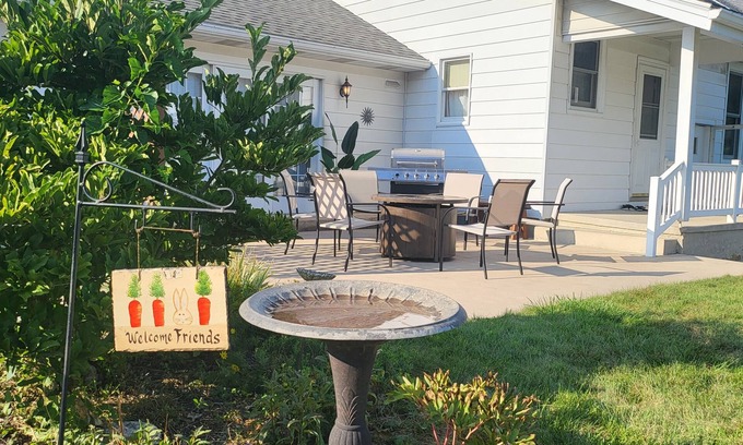 Palmyra House | Daydreamer off the creek, 5 Miles to Hersheypark,