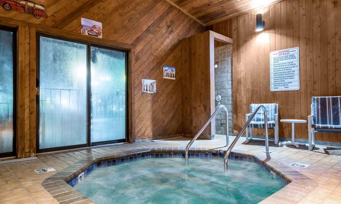 Black River Falls Hotel | Days Inn by Wyndham Black River Falls