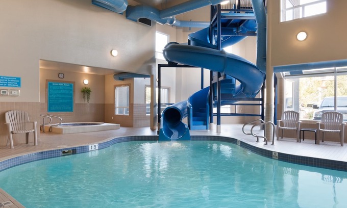 Medicine Hat Hotel | Days Inn by Wyndham Medicine Hat