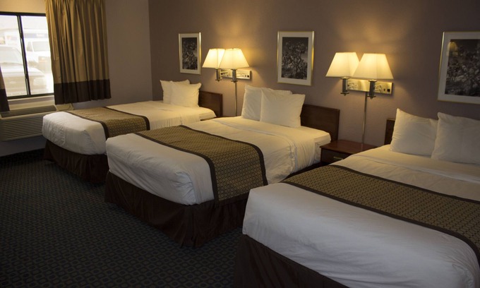 Indio Hotel | Days Inn by Wyndham Indio