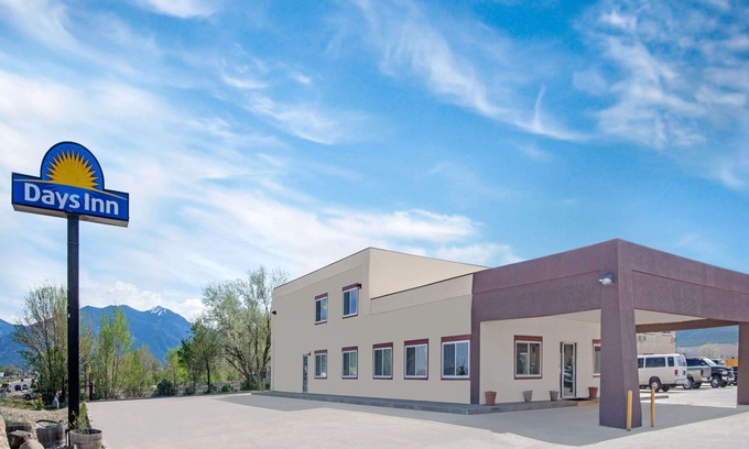 Taos Hotel | Days Inn by Wyndham Taos