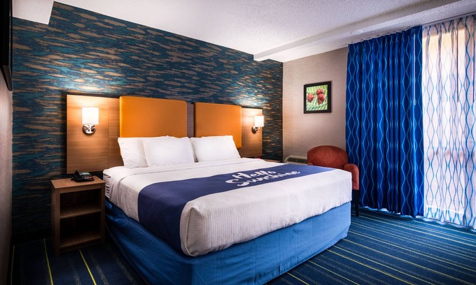 Wayne Hotel | Days Inn by Wyndham Wayne