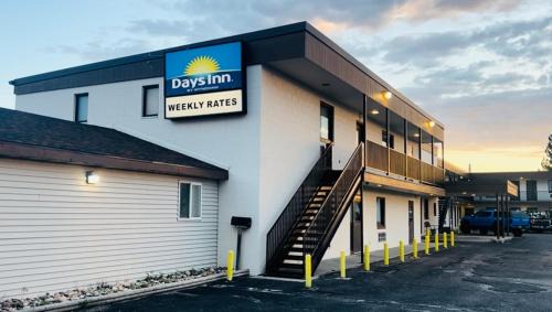 Wheatland Hotel | Days Inn by Wyndham Wheatland