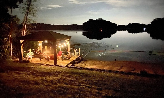Galien House | Dayton Lake Cottages in Southwest Michigan 90 min from Chgo Close to New Buffalo