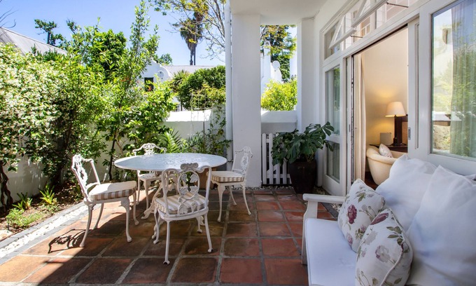 Stellenbosch Central Bed & Breakfast | De Hoek Manor