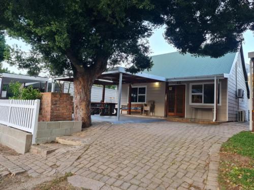 Cape Winelands House | De Hollandsche Molen - GEM