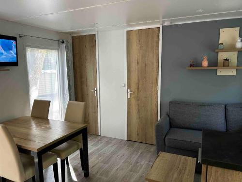 Saint-Brevin-les-Pins House | De La Terre Locan
