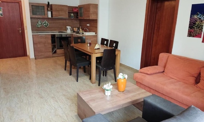 Sunny Beach Apartment | Dean's Cozy 2 Bed Apart at Sunny Beach resort