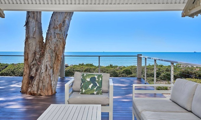 Clifton Beach House | Decked Out By The Sea 4 Bedrooms