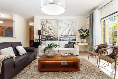 Guia Apartment | Decor n' cozy place for families and friends