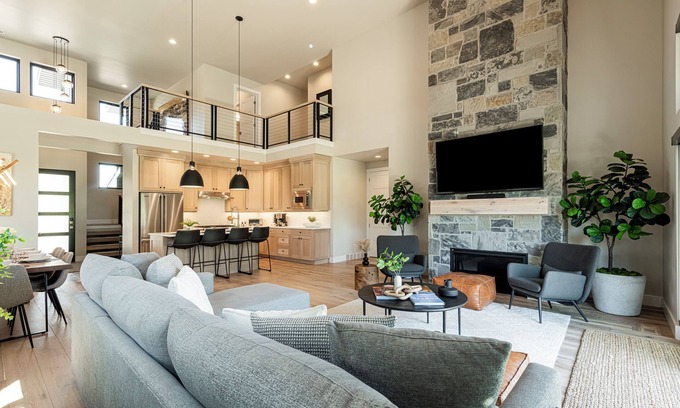 Heber House | Deer Valley East Village - 1/2 mile to ski and Jordanelle Reservoir!