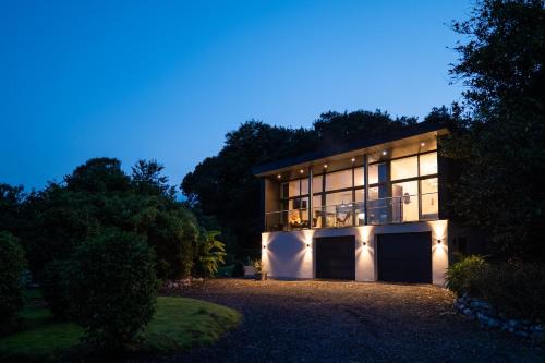 Ebford House | Deer Vue