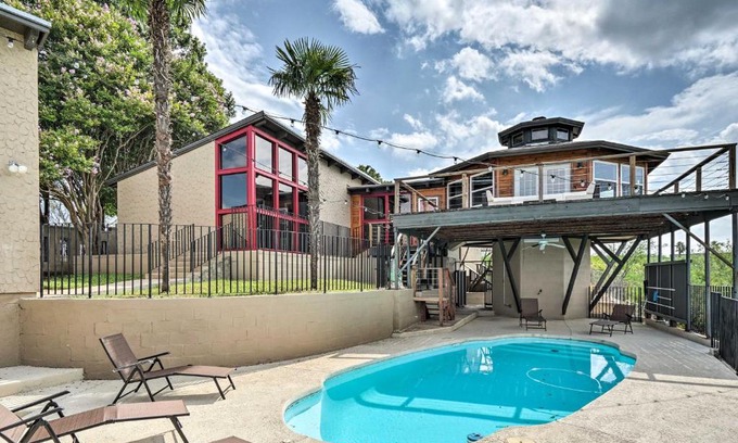 Amistad National Recreational Area House | Del Rio Home with Lake Views and Private Outdoor Pool!